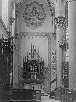 Seitenaltar der neugotischen Kirche St. Markus in Mausbach