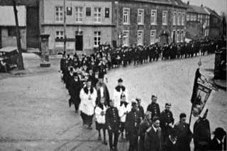 Beerdigung eines Bergmanns in Mausbach