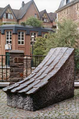Susanne Gerhards: Dachziegel (1)