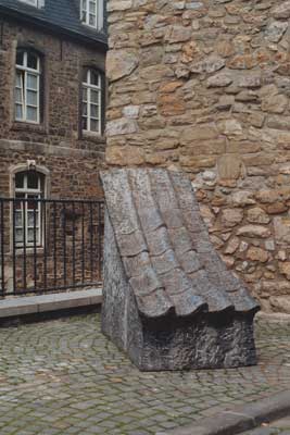 Susanne Gerhards: Dachziegel (2)
