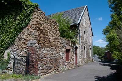 Hofanlage mit Backhaus in Dorff, Krauthausener Straße 1