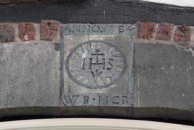 Hauszeichen mit christusmonogramm, Dorff, Pfarrer-Gau-Strasse 26