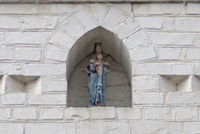 Hausfigur Madonna mit Kind, Werth, Grenzweg 17