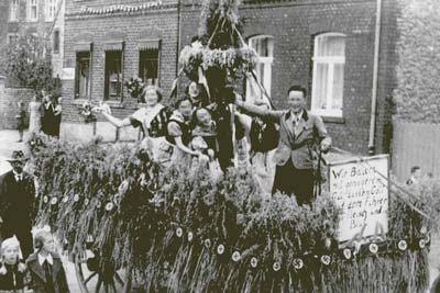NS-Erntedank in Mausbach NS-Erntedank
