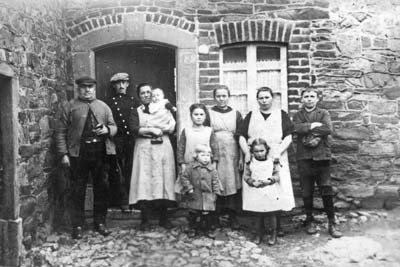 ... Haus Ziemons in Mausbach "Am Kreutz" oder: Essiger Straße 75