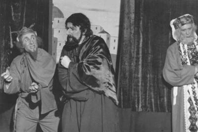 Antisemitisches Theaterspiel Antisemitisches Theaterspiel