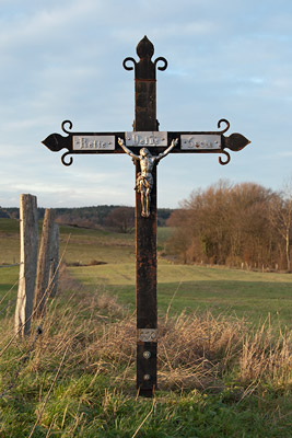 Am Kreuz, Wegkreuz im Dezember 2019